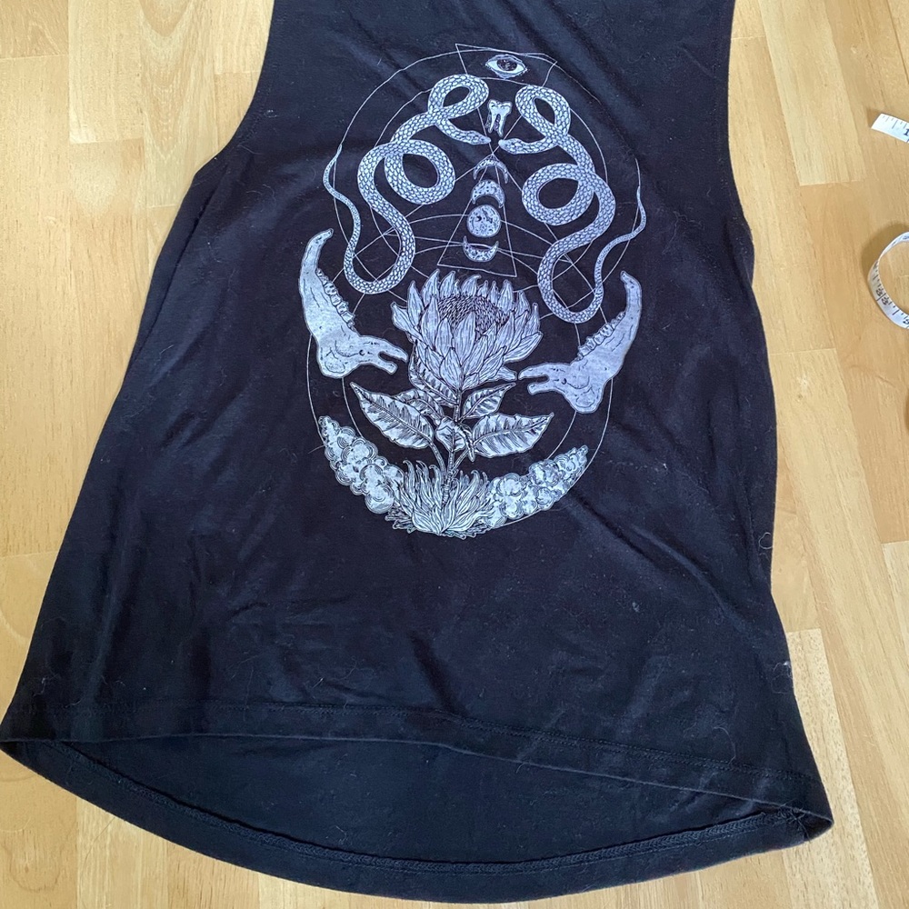 Fennec design muscle tank, witchy vibes!
